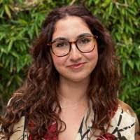 Jennifer Lindauer's Instagram, Twitter & Facebook