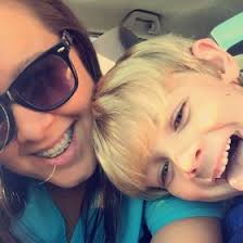 Alicia Newbold's Instagram, Twitter & Facebook