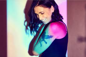 Laura Mckowen Author Podcaster Ceo Of The Luckiest Club