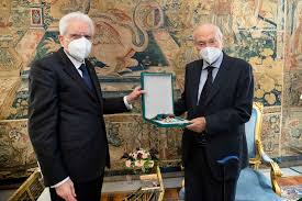 Il famoso alberto e la sorella christine, della quale si conosce poco e nulla. Conferita A Piero Angela La Medaglia Di Cavaliere Di Gran Croce Dell Ordine