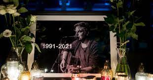 Maybe you would like to learn more about one of these? Index Kultur Testvere Probalta Megmenteni Az Aws Enekeset