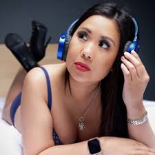 Stream Orion Too Feat. Caitlin