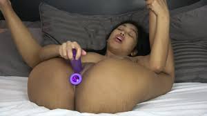 Hayleyxyz Asian Big Booty Teen Fucking Herself With a Big Dildo Video