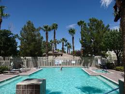 Rent This Beautiful Condo Only 20 Minutes From The Strip In Las Vegas Affordable Option For A Stunning La Vacation Rental Lake Las Vegas Vacation Rental Sites