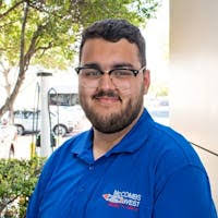 Sales Staff Ratings and Reviews