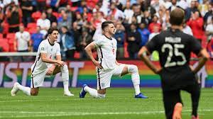 Deutschlands thomas müller nach seiner verpassten torchance im achtelfinalspiel gegen england. Xfa4i0jlcwutnm