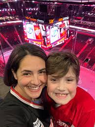 Kasey Hilton's Instagram, Twitter & Facebook