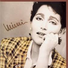 Mia martini ha sempre avuto un animo delicato e una vita fatta di solitudine e tormenti. Il Viaggio Testo Mia Martini Mtv Testi E Canzoni