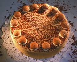 Sie haben das rezept amaretto kuchen nachgekocht und/oder haben noch verbesserungsvorschläge? Mandel Amaretto Torte Bild Von Cafe Konditorei Hacker Rattenberg Tripadvisor