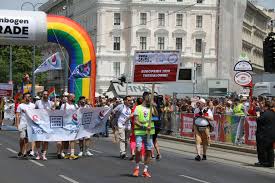 Am samstag findet mit der regenbogenparade der höhepunkt der europride in wien statt. Regenbogenparade 2019 Wien Europride Vienna Wien