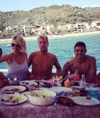 Football Gossip Maxi Lopez Wanda Nara And Mauro Icardi The Football We Like