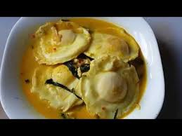 Telur ceplok adalah salah satu olahan telur yang sangat di gemari oleh beberapa orang yang tidak punya banyak waktu. Resep Gulai Telur Daun Singkong Bumbu Warisan Youtube