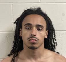 Thomas Quinton's Instagram, Twitter & Facebook