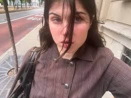 Ivy Lockhart (@clairedenisivylockhart) · Instagram 照片和视频