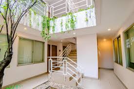 Legree suite 1 pejompongan terletak sangat dekat dengan gedung dpr/mpr di jakarta pusat, menawarkan akomodasi yang nyaman dengan akses wifi gratis di seluruh areanya, dan tempat parkir pribadi gratis di akomodasi bagi yang datang dengan kendaraan. Legreen Suite Pejompongan Jakarta Harga Terbaru 2021