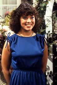 Help us build our profile of erin moran! Erin Moran Who Played Joanie On Happy Days Dies At 56 The New York Times