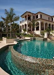 Votre Piscine Semi Enterree 30 Idees Creatives Piscine Maison De Maitre Maisons Exotiques