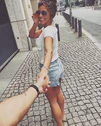 Sarah engels hat bei instagram an der seite ihres ehemanns julian verraten, welches geschlecht ihr erstes gemeinsames kind haben wird. Sarah Lombardi Neu Verliebt Wer Ist Der Neue Mann An Ihrer Seite Gala De