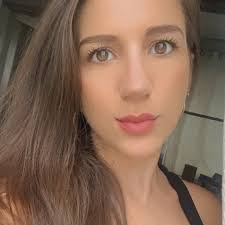 Graziele Peres's Instagram, Twitter & Facebook