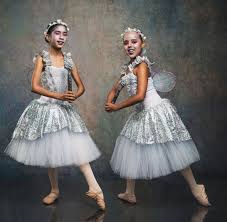 Raquel Danza y Arte Presenta: ✨🧚‍♀️ Un Cuento de Hadas 🧚‍♀️✨ Dirección:  Raquel Quezada Sábado 22 de junio, 7:00 pm Gran Teatro del Cibao En la  imagen Abby Cerda y Eva Pichardo,