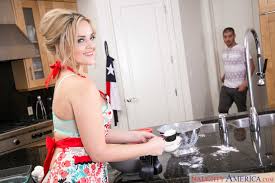 La rubia culona Alexis Texas se desnuda y le follan el coño a fondo -  PornPics.com