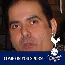 I've just been to a pet shop and asked the fella whether I should give my  dog a tin of Pedigree Chum or a bone. He said "What's the dog's name?" I