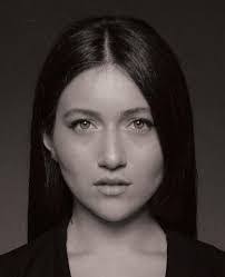 Isabel Edmonds's Instagram, Twitter & Facebook