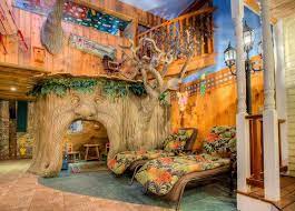 16 Hotels That Will Blow Your Kids Minds Adventure Suites North Conway Themed Hotel Rooms Kid Friendly Hotels