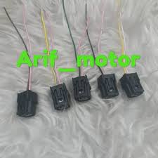 Untuk kabel warna kuning pada spul motor grand di manfaatkan sebagai arus awal penerangan atau banyak yang menyebut dengan spul lampu.arus dari aliran ini akan masuk ke komponen yang bernama kiprok dan di sini arus akan diubah dari arus ac menjadi arus dc yang menuju lampu utama. Skema Kabel Body Mio M3 Lemondedeitchi Blogspot Com