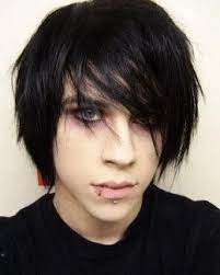 Fun Edgy Feminine Short Hairstyles And Haircuts That Rock Pixie Bob And More Emo Haircuts Emo Hairstyles For Guys Punk Hair