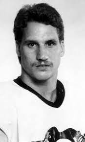 Chris Dahlquist's Instagram, Twitter & Facebook