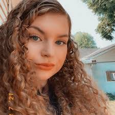 Dani Cali's Instagram, Twitter & Facebook