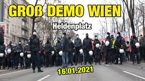 Die polizei hat die finale demonstration am wiener karlsplatz aufgelöst. Gross Demo Eskalation 16 01 2021 Wien Heldenplatz Thug Life Austria Youtube