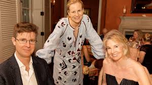 Galen weston, the patriarch of a retail and food empire that spans the atlantic, has died at 80. Irish Rich List 2018 1 Weston Family Irish Rich List The Sunday Times