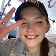 HAPPY BIRTHDAY SIDNEY!!!! Sidney's nicknames range from Squidney to Stu, to  just Sid, so thats fun. Her favorite flavors are Bourbon Ball and  Strawberry Balsamic Sorbet! ⠀ ⠀ When she's not working,