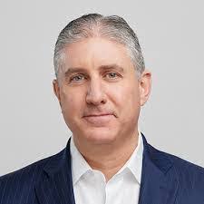 Dean Peasley's Instagram, Twitter & Facebook