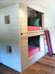 Le lit est en mdf de haute qualité et ses pieds sont en bouleau massif. L Arrangement Des Lits Superposes Dans La Chambre D Enfant Archzine Fr Cool Bunk Beds Bunk Bed Designs Diy Bunk Bed
