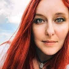 April Barros's Instagram, Twitter & Facebook