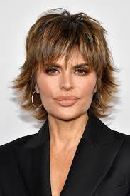 Keep your air fresh and flirty with a fun short flip haircut. Haircuts To Avoid So You Don T Look Like A Karen It S Rosy