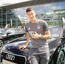 30 may, 2021 06:15:49 aest. Fc Bayern Spieler Steigen Auf Elektroautos Um Rekorddeal Mit Audi Welt