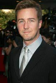 Ed Norton I Like Him More With Facial Hair But I Think He Is Still Handsome Edward Norton Actors Character Actor