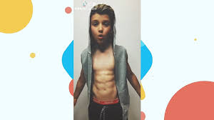 Guys with abs and muscles. Cute Boy Tiktok Hunks 6 Pack Abs Cute Tiktoker Six 6 Pack Abs Brandon Blake Youtube