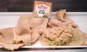 Make it with available seafood on the day including calamari, mussels. Trippa Kutteln Kutteln A I K De