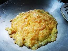 2 butir telur 3 siung bawang merah 4 buah cabe kriting merah ¼ sdt garam ¼. Resepi Telur Dadar Ayam Copd Blog F