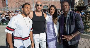 Dominic (vin diesel) prowadzi spokojne życie z letty (michelle rodriguez) i ze swoim synem brianem. Szybcy I Wsciekli 9 Nowi Aktorzy Dolaczaja Do Obsady Filmozercy Com