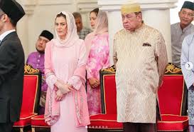 Tengku izhar shah's geni profile. Akikah Anak Juliana Evans