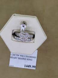 Costco Heart Wedding Ring I Am In Love It S Heart Shaped And Soooo Beautiful Heart Shaped Wedding Rings Heart Wedding Rings Wedding Ring Shapes