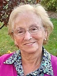 Susan Bado's Instagram, Twitter & Facebook