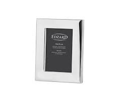 Kartoffelsalat mit würstchen oder frikadellen ist der unangefochtene. Brigitte Giesen Inneneinrichtung Onlineshop Edzard Udine Fotorahmen Bilderrahmen Rahmen Passepartout Portrait Fotografie Bild Hochformat Querformat Versilbert Anlaufschutz Kommode Kamin Schreibtisch Anhanger Kommunion Konfirmation