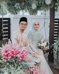 Dengarkan secara ekslusif sesi interview bersama sufian suhaimi & elfira loy. Lihat Gambar Di Sekitar Majlis Pertunangan Pasangan Selebriti Elfira Loy Dan Sufian Suhaimi Pose Perkawinan Pose Perkawinan